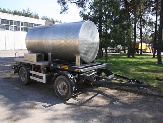 Used ZASŁAW D-656.03 Trailer tank for Sale (Auction Premium) | NetBid Industrial Auctions