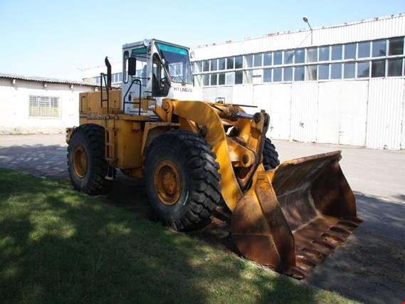 Used HYUNDAI HL-35 Wheel loader for Sale (Auction Premium) | NetBid Industrial Auctions