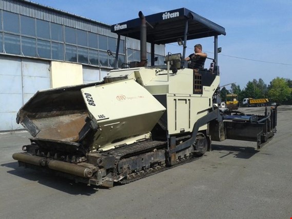 Used TITAN 8820 Distributer asfalta for Sale (Auction Premium) | NetBid Slovenija