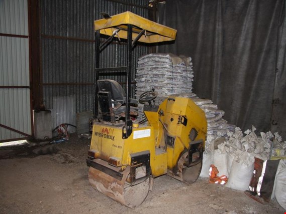 Used CASE VIBROMAX W102 Road roller for Sale (Auction Premium) | NetBid Industrial Auctions