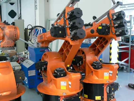 Used KUKA KR 125/3 1 Industrial Robot for Sale (Auction Premium) | NetBid Industrial Auctions