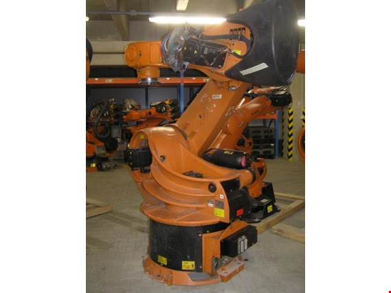 KUKA 1 gekoppeld item nr. 1780 - industriële robots gebruikt kopen (Trading Premium) | NetBid industriële Veilingen