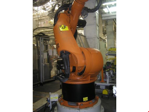 Used KUKA 1 united item no 1782 - industrial robots for Sale (Trading Premium) | NetBid Industrial Auctions