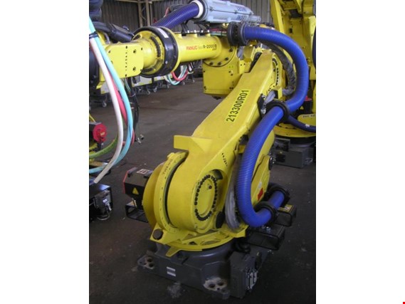 Used Fanuc R-2000iB250F 1 Industrial Robot for Sale (Trading Premium) | NetBid Industrial Auctions