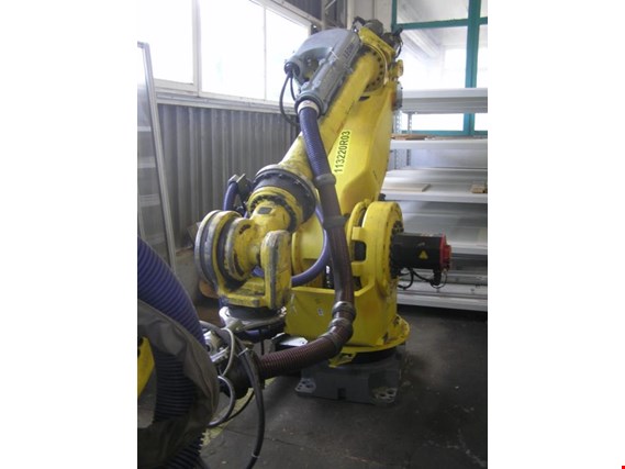 Used Fanuc M-900iA 260L 1 Industrial Robot for Sale (Trading Premium) | NetBid Industrial Auctions