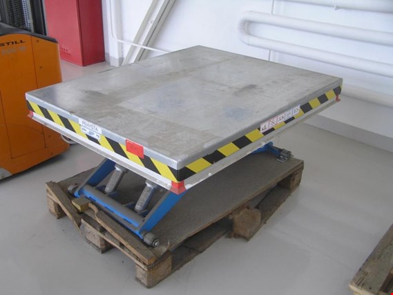Used Gruse M2000B 1 Lifting table for Sale (Auction Premium) | NetBid Industrial Auctions
