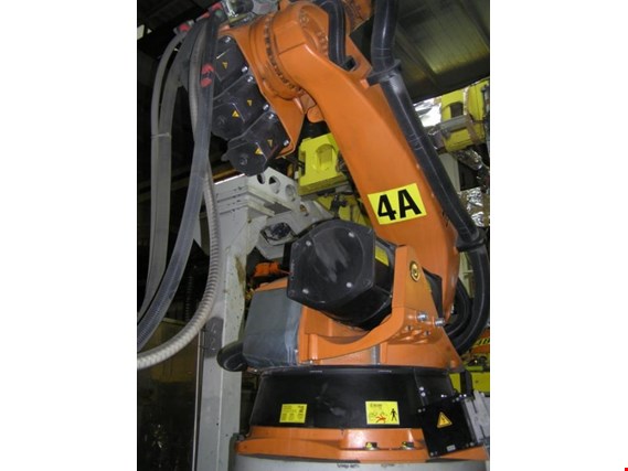 Used KUKA, Fronius 10 industrial robots for Sale (Auction Premium) | NetBid Industrial Auctions