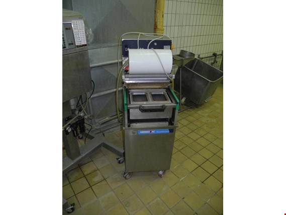 Used HENKOVAC Tray sealing machine for Sale (Trading Premium) | NetBid Industrial Auctions