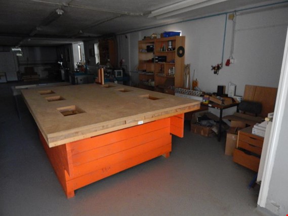Used Straightening table for Sale (Trading Premium) | NetBid Industrial Auctions