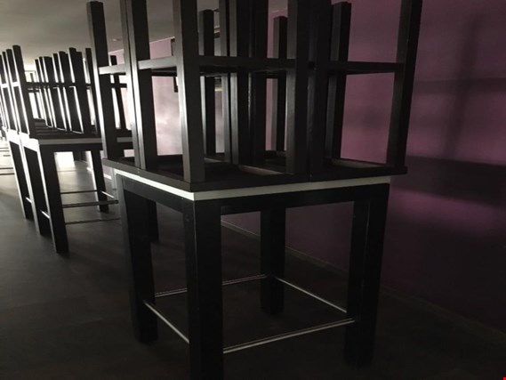 Used Bar Stools And High Bar Tables For Sale Trading Premium