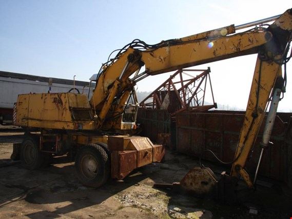 Used FUCHS F714 4 Soil moving machine for Sale (Auction Premium) | NetBid Industrial Auctions