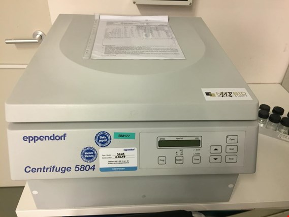 Used Eppendorf Centrifuge 5804 Centrifuge for Sale (Trading Premium) | NetBid Industrial Auctions