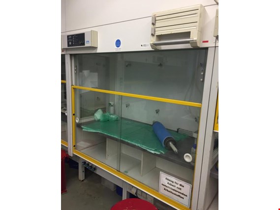 Used Prutscher Laboratory fume hood for Sale (Trading Premium) | NetBid Industrial Auctions
