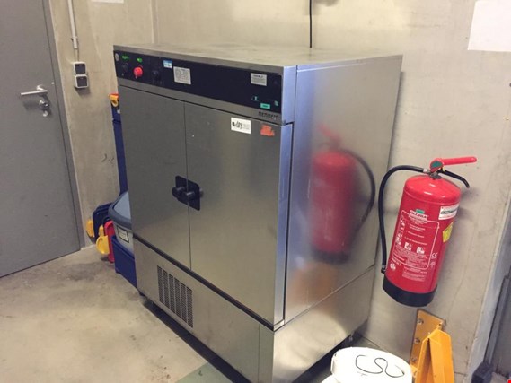 Used Memmert ICP 600 Cooled incubator for Sale (Trading Premium) | NetBid Industrial Auctions