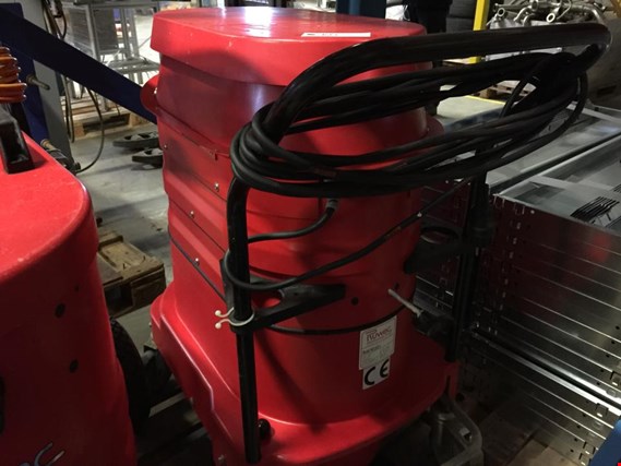 Used Ruwac WS 2220 L Vacuum cleaner for solids for Sale (Trading Premium) | NetBid Industrial Auctions