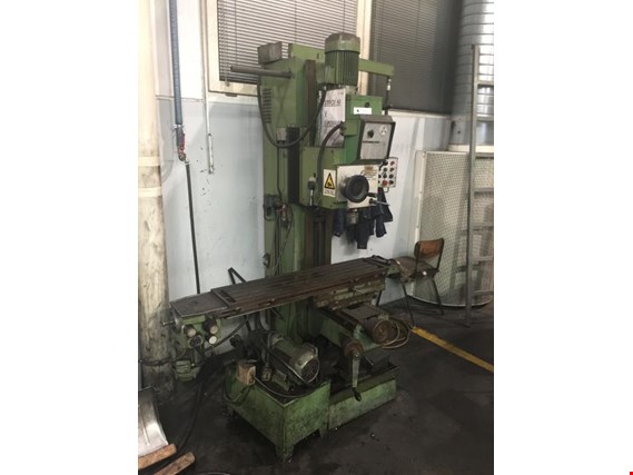 Used Famup Vertical milling machine for Sale (Trading Premium) | NetBid Industrial Auctions