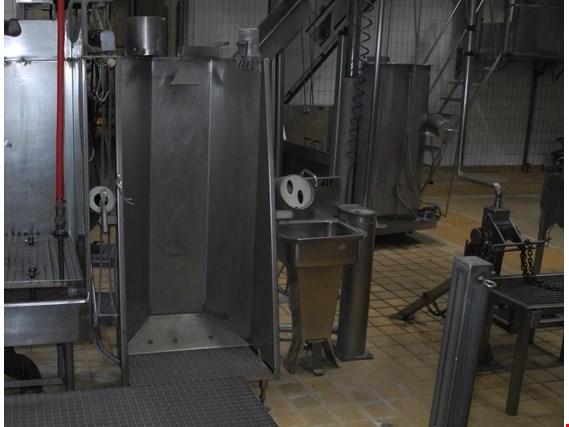 Used Apron cleaning stand for Sale (Trading Premium) | NetBid Industrial Auctions