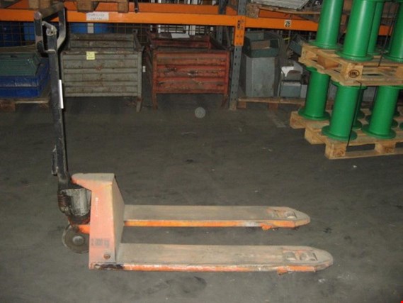 Used Manual forklift for Sale (Auction Premium) | NetBid Industrial Auctions