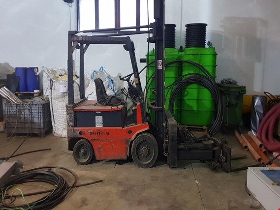 Used Indos V 1 - 1p DX4.9 Forklift for regals for Sale (Auction Premium) | NetBid Industrial Auctions