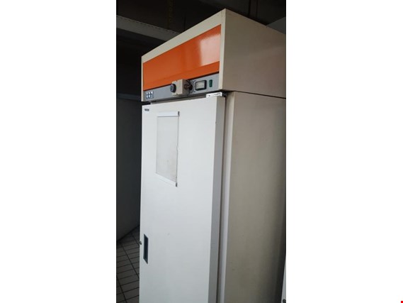 Used LTH HO 650 CKI Refrigirator for Sale (Auction Premium) | NetBid Industrial Auctions
