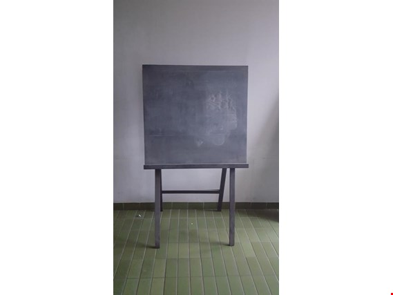 Used School table for Sale (Auction Premium) | NetBid Industrial Auctions