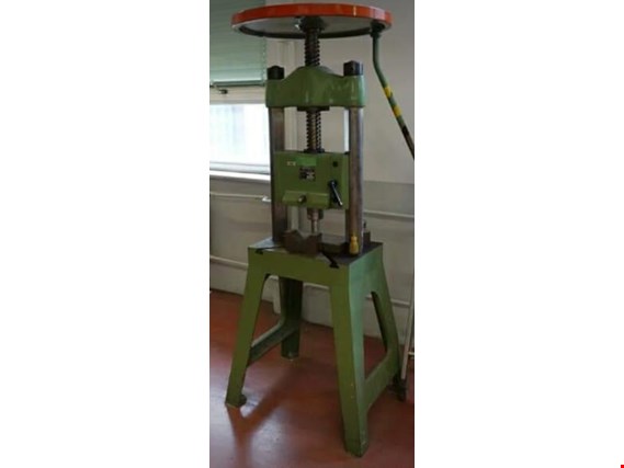 Used odstranjeno Press for Sale (Auction Premium) | NetBid Industrial Auctions