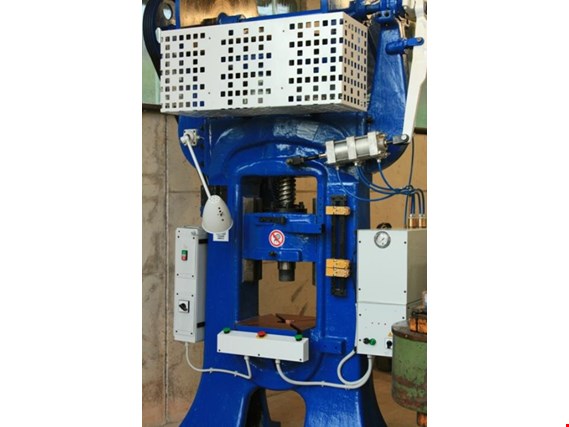 Friction screw press gebruikt kopen (Auction Premium) | NetBid industriële Veilingen