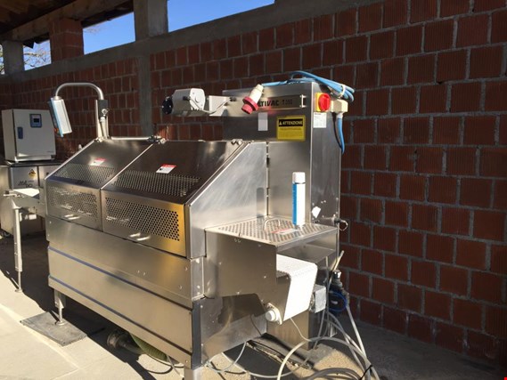 Used Multivac T350 - PRODANO Machine for vacuum packaging of meat for Sale (Auction Premium) | NetBid Industrial Auctions