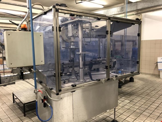 Used OMAR D12M Capsule filling machine for bottles for Sale (Auction Premium) | NetBid Industrial Auctions