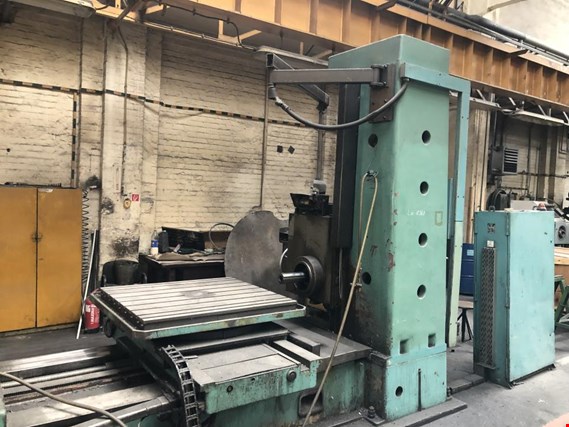 Used TOS W9A Horizontal milling machine for Sale (Auction Premium) | NetBid Industrial Auctions