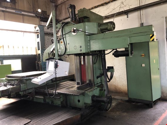 Used 2A622-2  5-axis Machining centre / Horizontal milling machine for Sale (Auction Premium) | NetBid Industrial Auctions