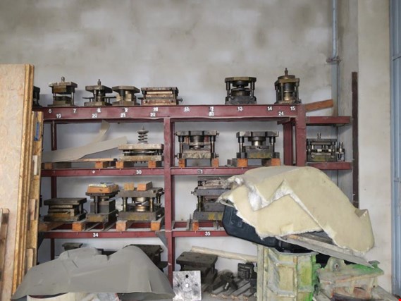 Used Stamp for the production of tractor parts, 28 pcs. for Sale (Auction Premium) | NetBid Industrial Auctions