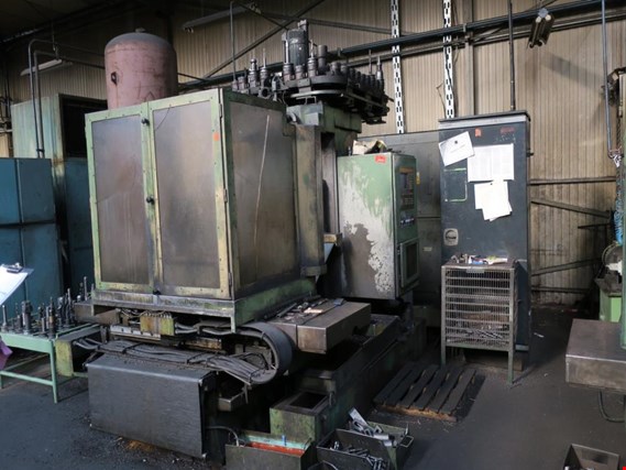 Used MECHANICY PRUSZKÓW HP5 Machining center for Sale (Auction Premium) | NetBid Industrial Auctions