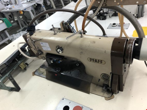 Used AMF CLARBRO KL 84-52 ŠP Needle Sewing machine for Sale (Auction Premium) | NetBid Industrial Auctions