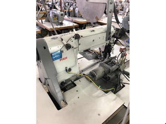 Used PFAFF 1700/2 Sewing machine for Sale (Auction Premium) | NetBid Industrial Auctions