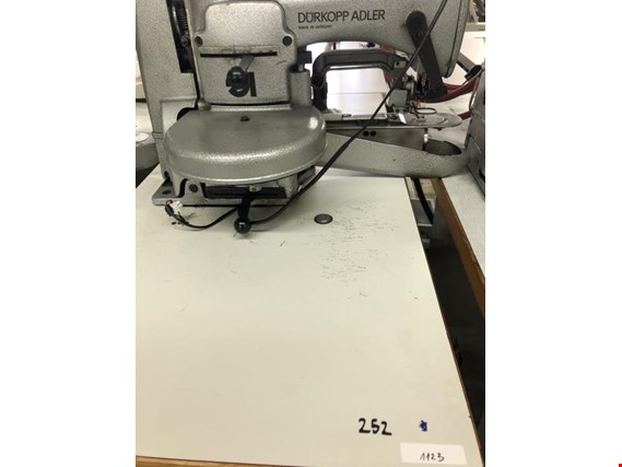 Used DURKOPP 570 Sewing machine for Sale (Auction Premium) | NetBid Industrial Auctions