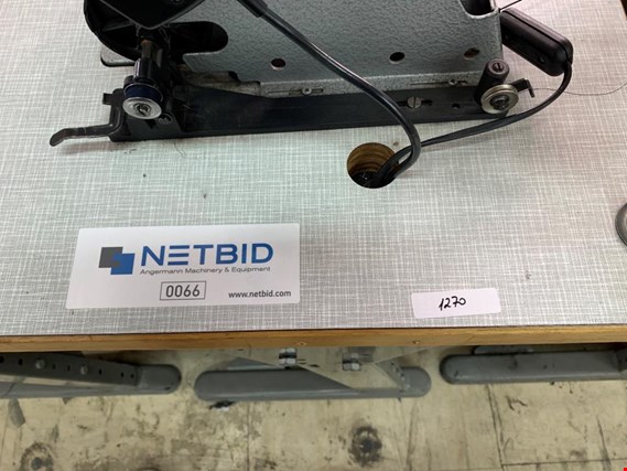 DURKOPP 380-585 E-2/6,4 Needle Sewing machine (Auction Premium) | NetBid ?eská republika