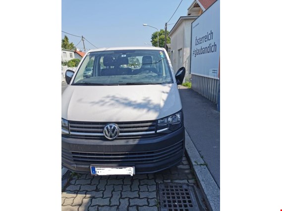 Used Volkswagen Kombi KR 2,0 Entry TDI BMT Car with bench for VW bus for Sale (Auction Premium) | NetBid Industrial Auctions