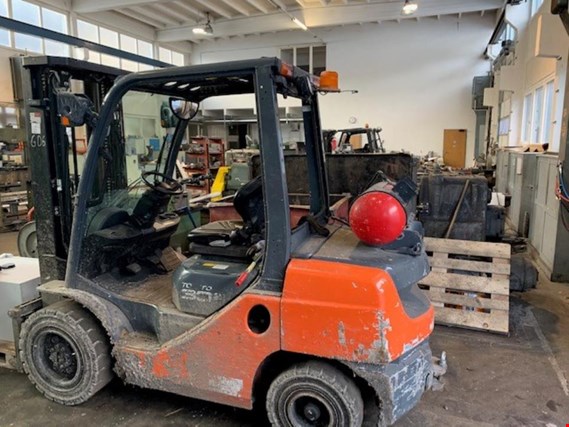 Used TOYOTA 028FGF35 Forklift for Sale (Auction Premium) | NetBid Industrial Auctions