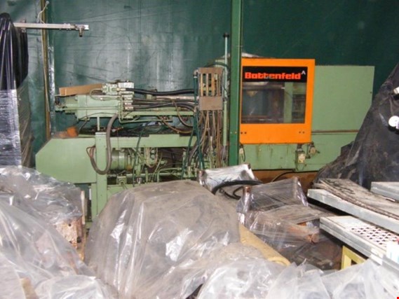 Used BATTENFELD 170-650-01-03-5-17 Plastic injection machine for Sale (Auction Premium) | NetBid Industrial Auctions