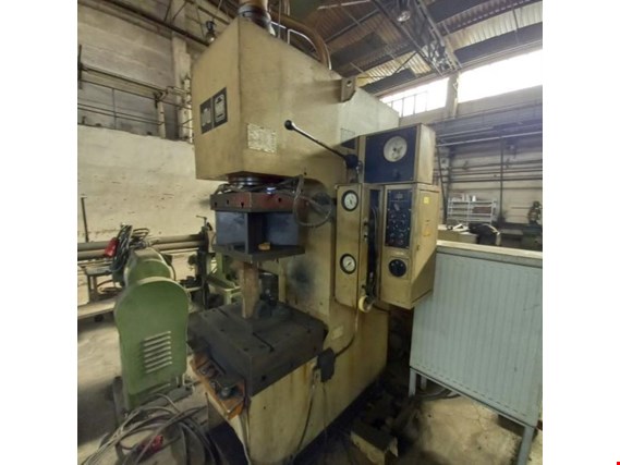 Used WMW PYE 25 S/1M Single column press for Sale (Auction Premium) | NetBid Industrial Auctions