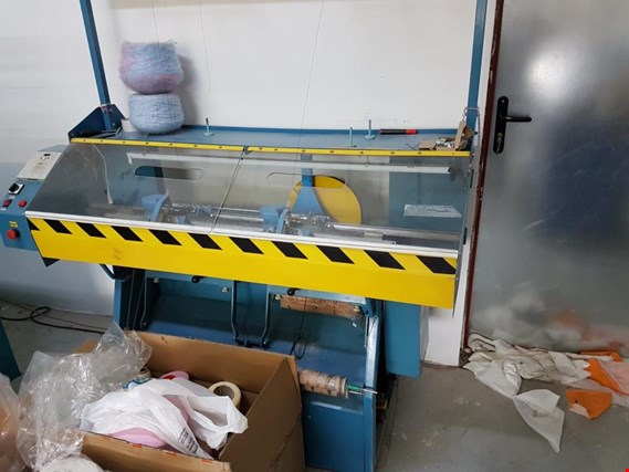 Used Double head pleating machine for Sale (Auction Premium) | NetBid Industrial Auctions