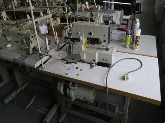 Used SIRUBA Z008-248Q Picoting chainstitch machine (crochet) for Sale (Auction Premium) | NetBid Industrial Auctions
