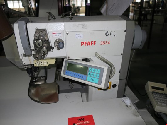 Used PFAFF 3834-4/11 sleeve sewing machine for Sale (Auction Premium) | NetBid Industrial Auctions