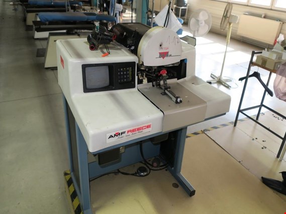 Used AMF REECE 84-4EBS Button sewing machine for Sale (Auction Premium) | NetBid Industrial Auctions