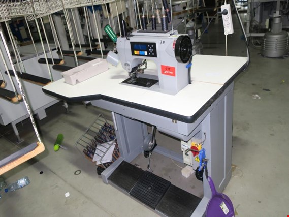 Used JAPSEW 781-XX Machine for imitation of a hand stitch for Sale (Auction Premium) | NetBid Industrial Auctions