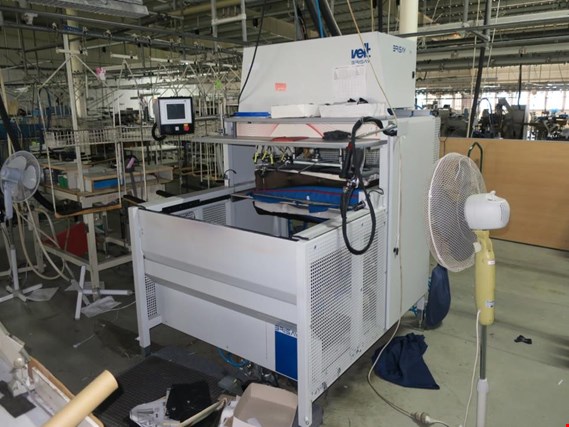 Used VEIT BRI-600/101 Press for ironing the fronts of suit jackets for Sale (Auction Premium) | NetBid Industrial Auctions