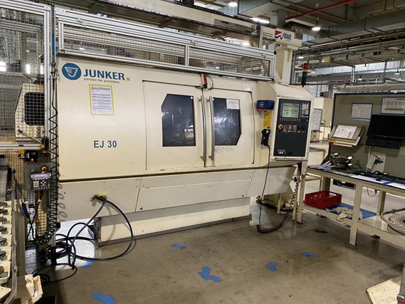 Used Junker EJ30 Grinding machine for Sale (Auction Premium) | NetBid Industrial Auctions