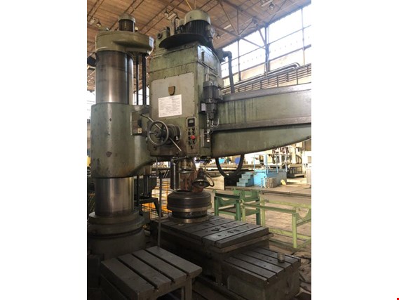 Used MASS VR 8 Radial drilling machine for Sale (Auction Premium) | NetBid Industrial Auctions