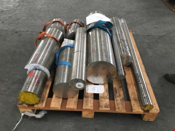 Used Stainless steel - round steel - 852.5 kg for Sale (Auction Premium) | NetBid Industrial Auctions